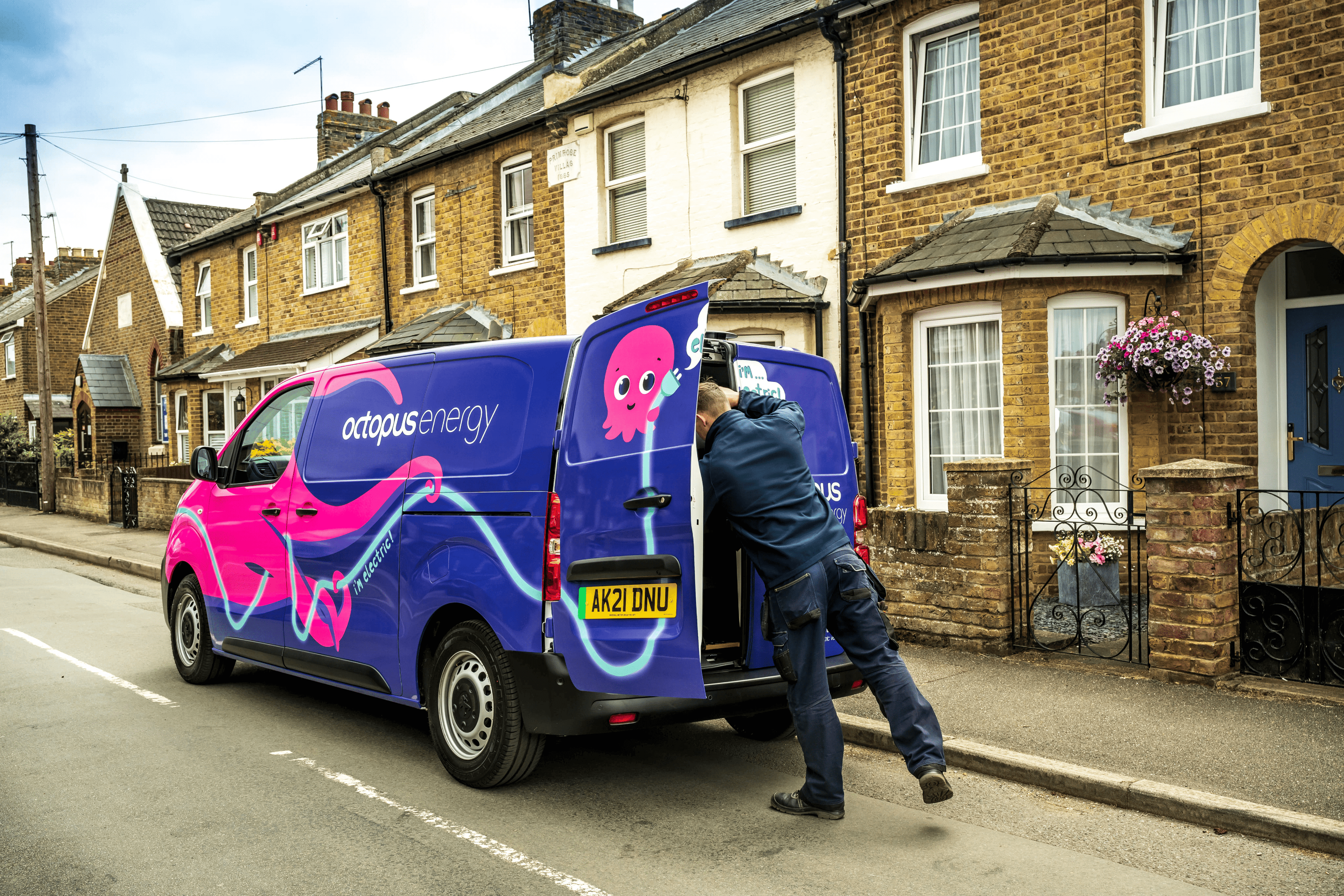 Octopus van door open
