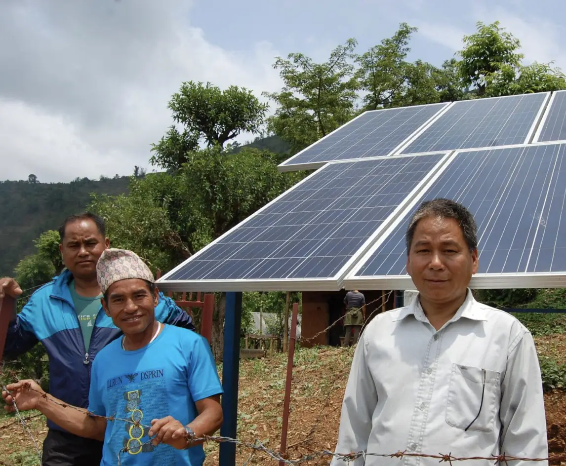 Renewable World Project solar panels